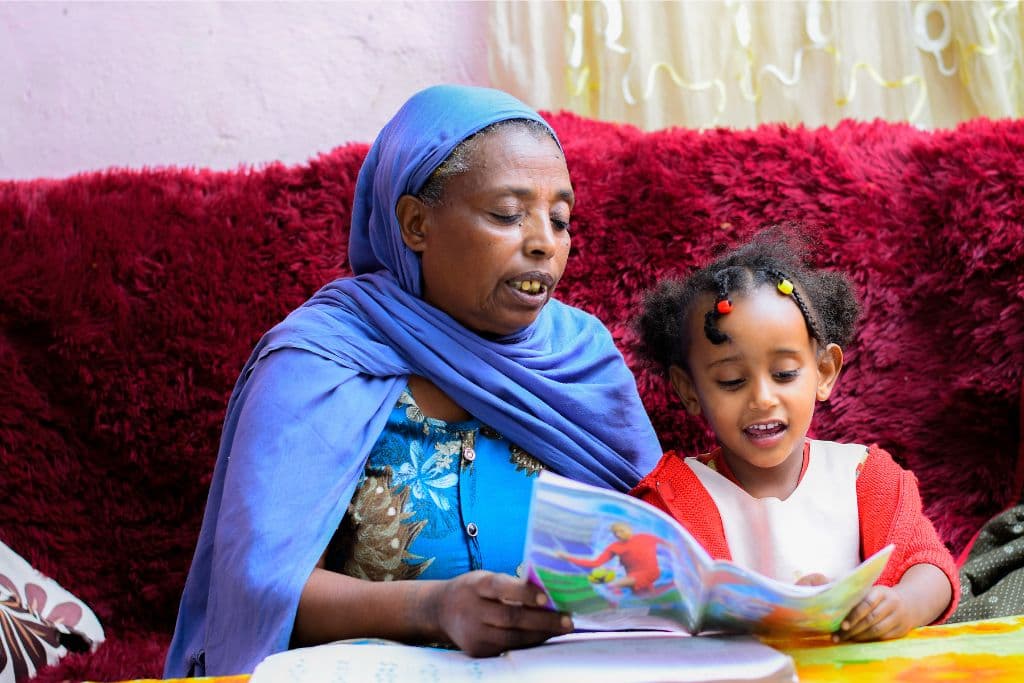 Aregash and Letarik read together