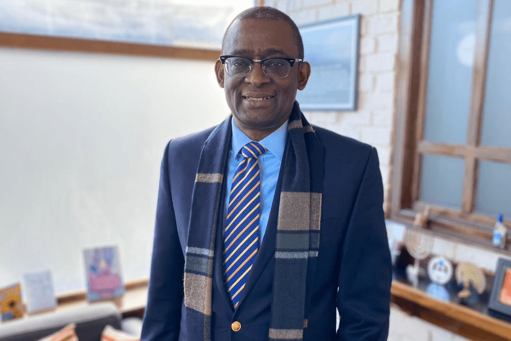 Lead Pastor Yemi Odusolu