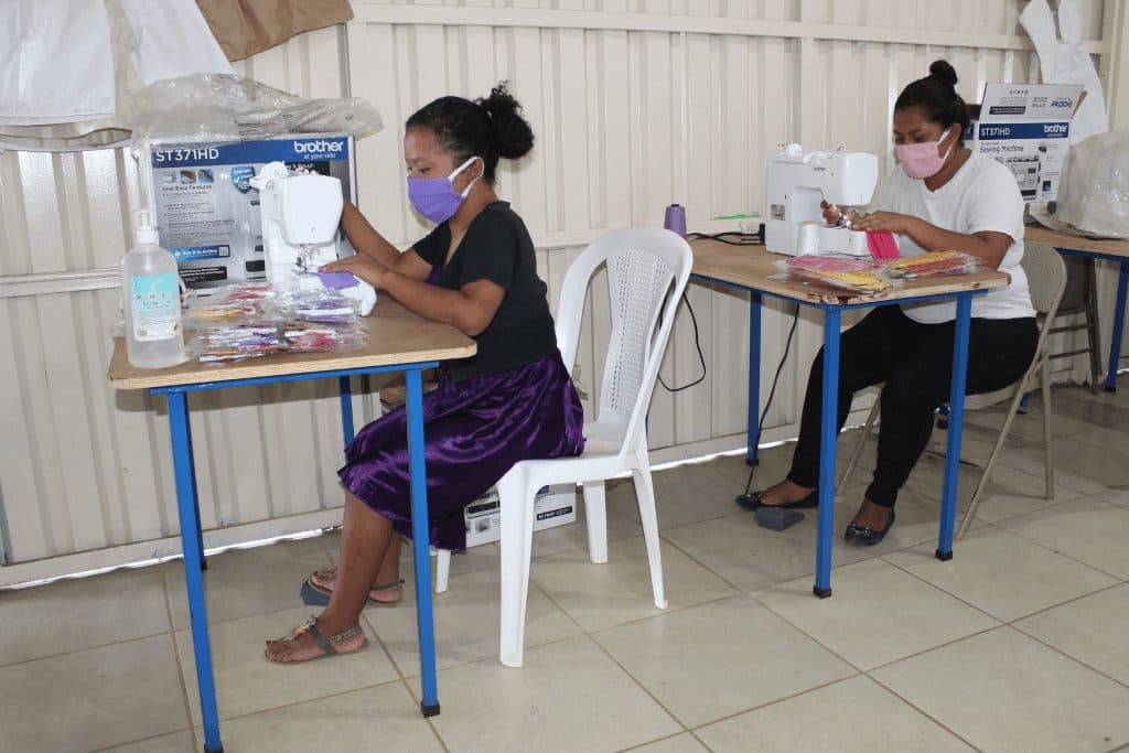 Manufacturing free face masks, Nicaragua