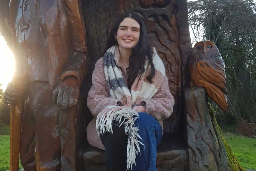 Young sponsor and volunteer, Tara