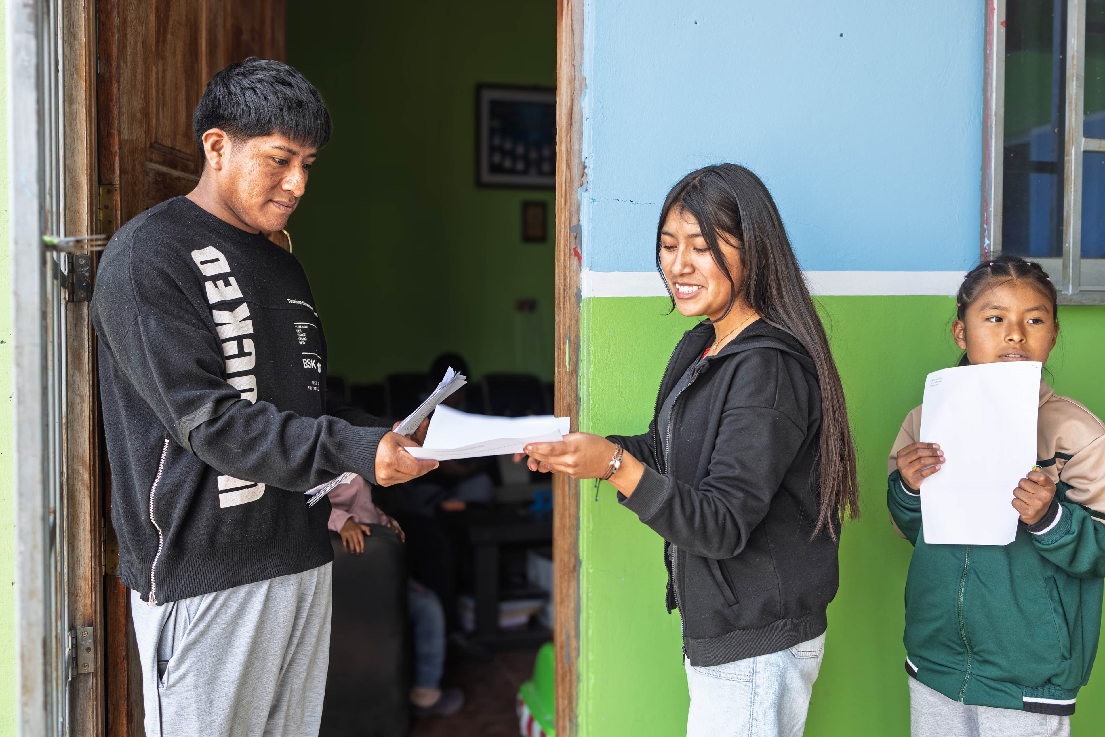Lavinia receiving her letter