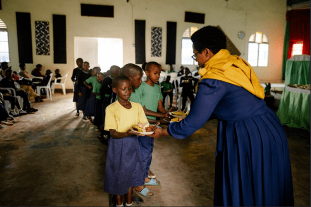 Biraryoshe being served