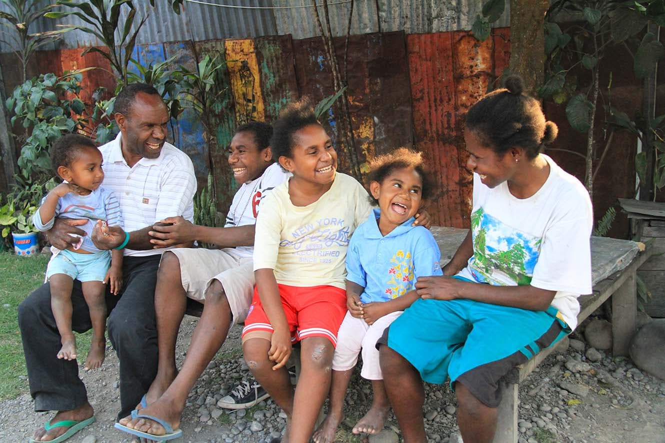 In Indonesia, children join their parents in visiting relatives during national holidays and festivals.