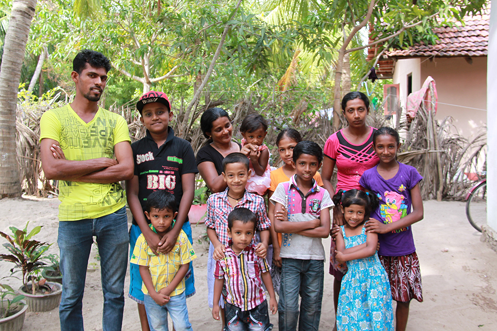 Sri Lanka family