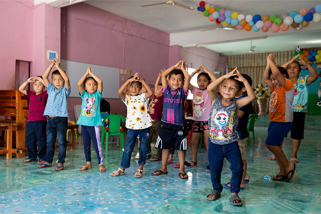 Children in Mexico learning a dance